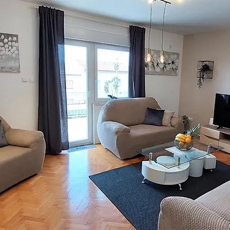 Modern With Sea View - Two Bedroom With Balcony * Crikvenica