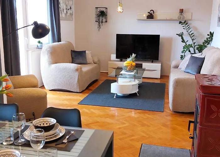 Apartman Modern With Sea View - Two Bedroom With Balcony Crikvenica