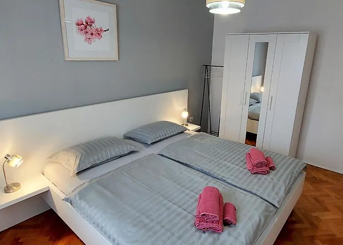 Апартаменты Modern With Sea View - Two Bedroom With Balcony