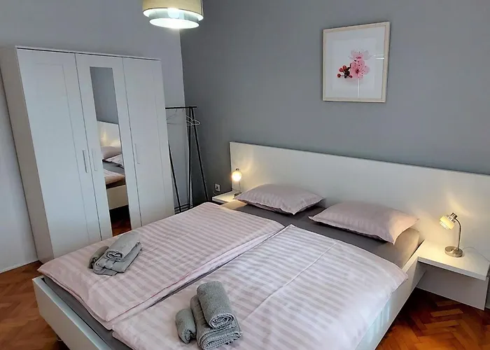 Modern With Sea View - Two Bedroom With Balcony * Цриквеница